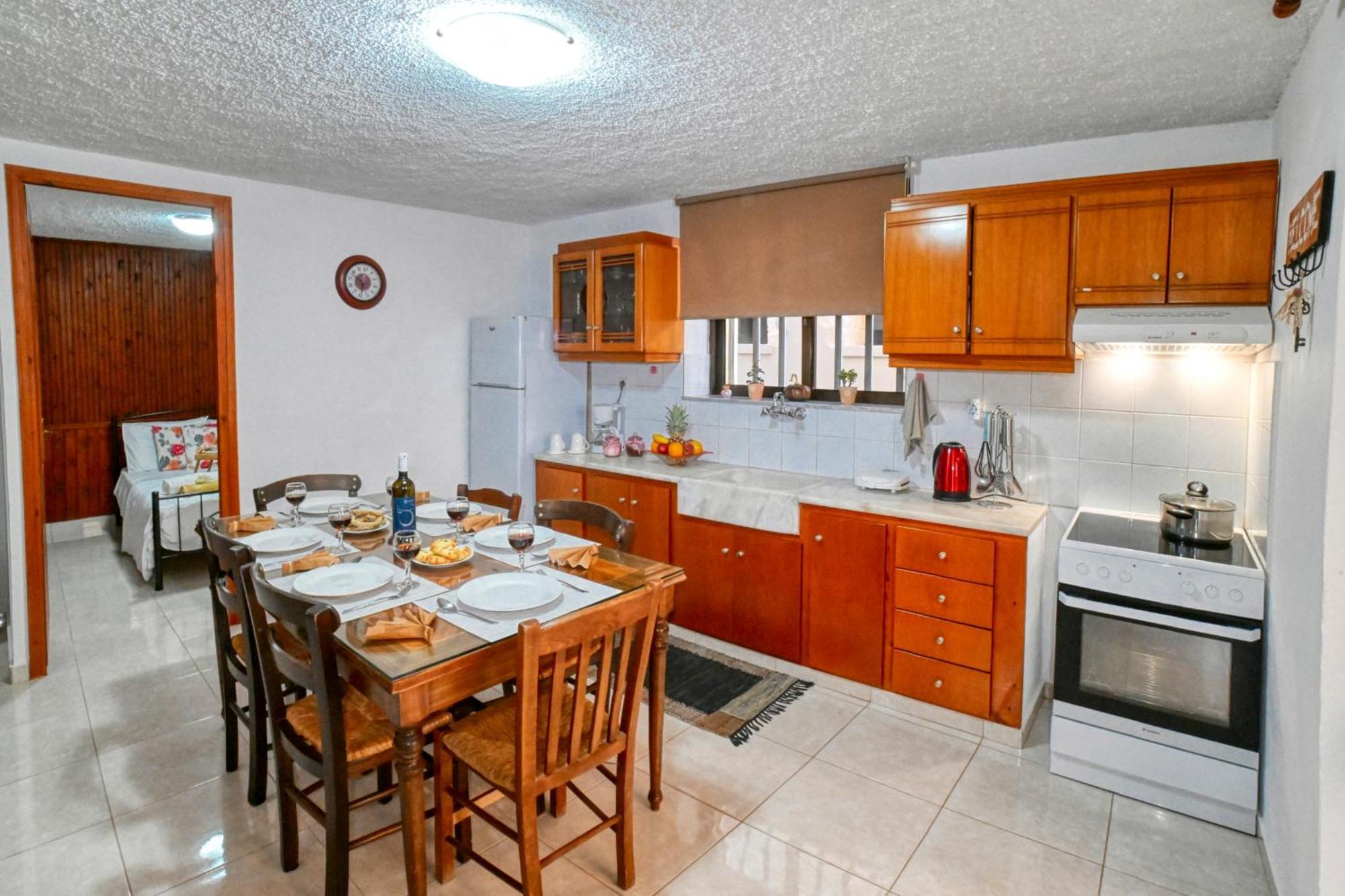 Kiki'S House Near Falassarna And Balos Platanos  Exterior photo